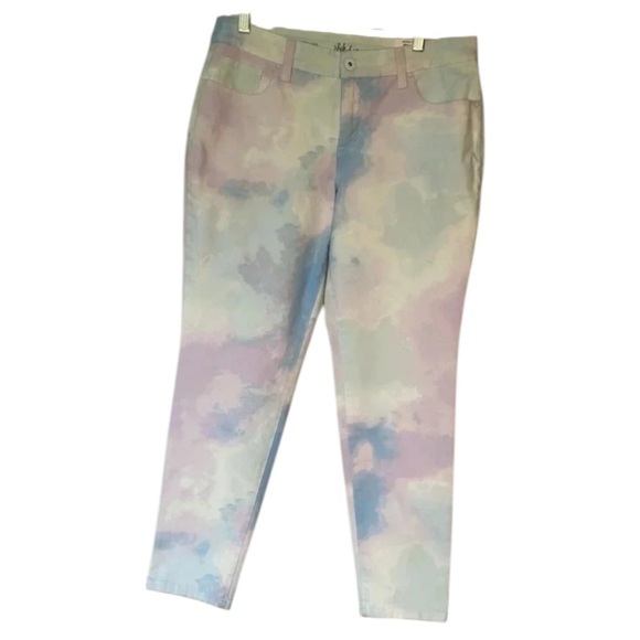 NWT Style & Co Curvy Skinny pastel tie dye jeans mid rise Size 10P - Picture 3 of 7